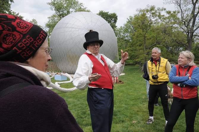 Reenactors describe the early work of the surveillance done during the civil war. 