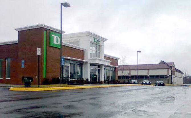 A photo of the TD Bank located near the intersection of Little River Turnpike and Pickett. The architecture is similar to the one proposed for Cardinal Forest Plaza in West Springfield. The enhanced architectural façade was one of the conditions requested by members of the West Springfield Civic Association and agreed to by Edens, the developer and owner of the 1970s shopping center.