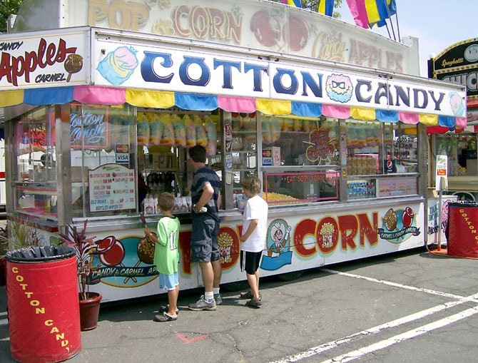 Carnival rides and cotton candy – a FamilyFest tradition – will be at Springfield Mall May 31 through June 3 during Springfield Days 2012.

