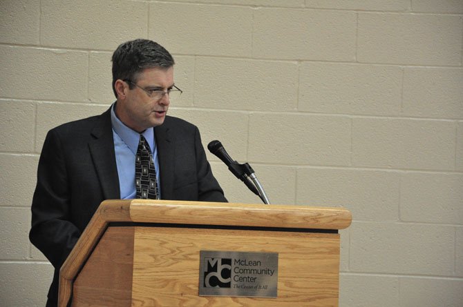 Rob Jackson, outgoing president of the McLean Citizens Association, speaks at the annual membership meeting at the McLean Community Center on Wednesday, May 23. 