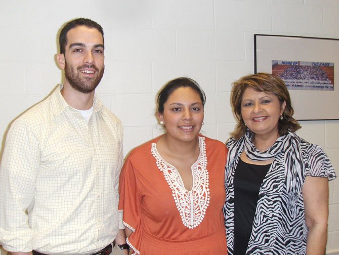 Lucia Maldonado (center) with LASA co-sponsors Enrique Fernandez and Ruth Azimi.