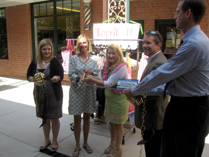 Participating in the Top It Off ribbon cutting are, from left, Ashley McNeff, vice president, Mt. Vernon-Lee Chamber; Karena Rasser, president, Top It Off; Bridget Teter, Hollin Hall store manager; Michael Gailliot, chairman, Mt. Vernon-Lee Chamber, and Sean O’Connell, board member, Mt.Vernon-Lee Chamber.