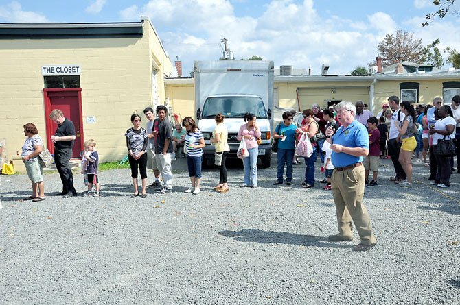 Herndon Councilmember Dave Kirby addresses the crowd at the community picnic at The Closet, Saturday, Sept. 22. 