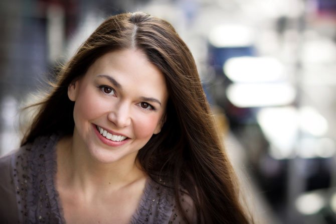 Sutton Foster 