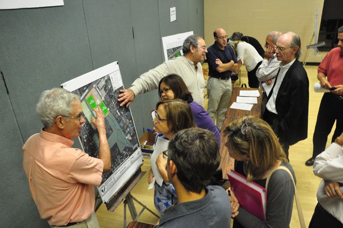 Ed Pickens, a member of the Salona Park Task Force, presents information on the park at a meeting at the McLean Community Center Thursday, Oct. 4.