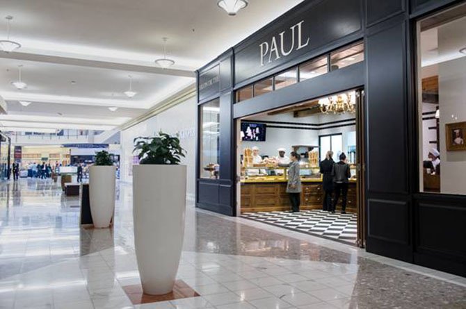 Located just inside one of Tysons Galleria’s main entrances, Level I parking garage, PAUL will greet all shoppers as they enter the mall with the aroma of fresh baked bread and pastries.