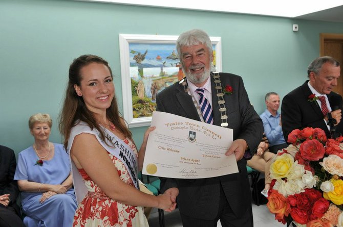 Briana Apgar being greeted by the Kerry County Council in Tralee, Ireland, at their Civic Reception for the Roses.