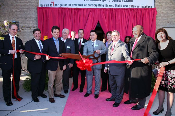 Community leaders and residents attended the Safeway Spring Social on March 14, celebrating the re-opening of the renovated Safeway in Belle View. Mike Nguyen is the store’s manager.