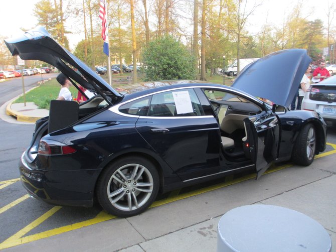 On display at the Vienna Green Expo was a battery-powered Tesla sedan Model S with a range of over 200 miles on a full battery, 0 to 60 mph in 5.9 seconds, top speed 120 mph … need more be said?
