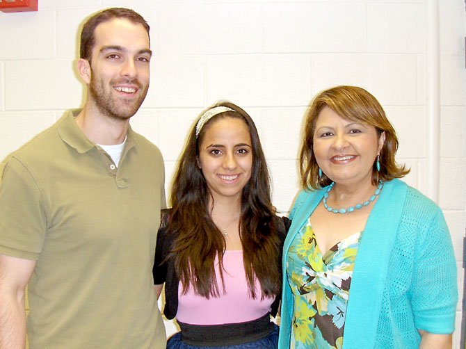 >(From left) are Enrique Fernandez, Maritza Villarroel and Ruth Azimi.