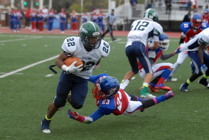 South County running back LeVaughn Davis rushed for 147 yards on Saturday against T.C. Williams.