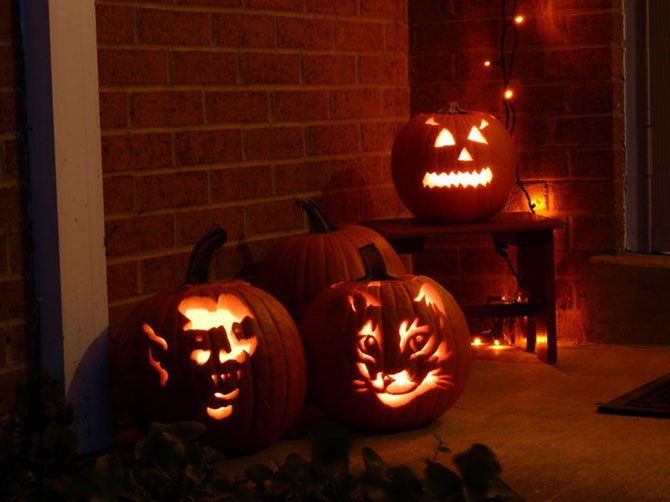 Carving pumpkins using templates and patterns can make your Halloween creations look spooky and professional. 
