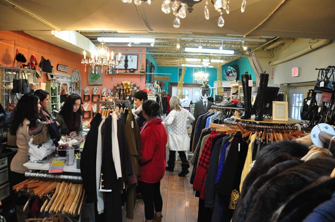 Havana Vintage offers a selection of designer clothing and other items at consignment store prices. 