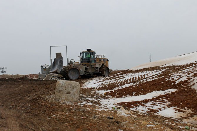 The future of the construction debris landfill in Lorton, owned by EnviroSolutions, is being discussed by community members and officials in Fairfax County. 