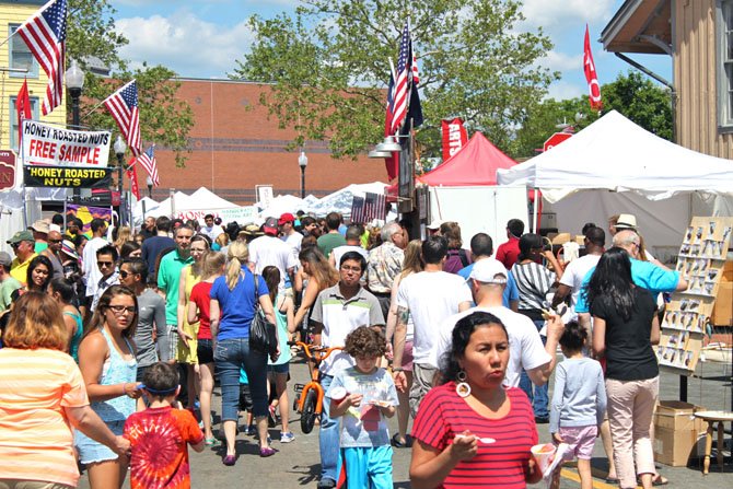 Thousands of people came to the Herndon Festival over the weekend for rides, games and community spirit.