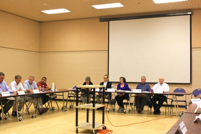 The McLean Citizens Association voted to support a new traffic light near Westgate Elementary School during the June 4 meeting.