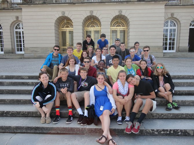 Herndon High students in front of Ludwig II’s final castle.