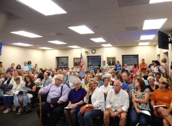 An overflow crowd jammed into the Vienna Town Hall for the Maple Avenue Corridor hearing.
