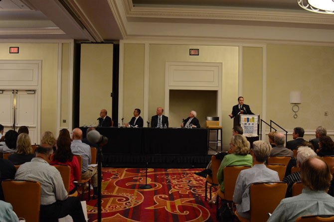 Panelists (from left) at the 2014 NVAR Economic Summit: Mitchel Kider, Dr. Michael Frantoni, James Dinegar and David Versal.
