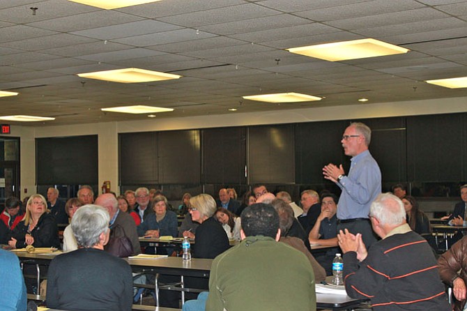 Great Falls Citizen Association Vice President Bill Canis speaks at the Basheer and Edgemoore rezoning discussion.
