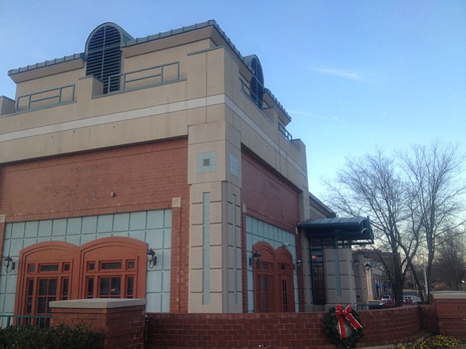 The Reston Romano’s Macaroni Grill restaurant, located at 1845 Fountain Dr. closed in December 2014. The Reston Spectrum, owned by Lerner Enterprises, is scheduled to undergo a major renovation in the next few years.