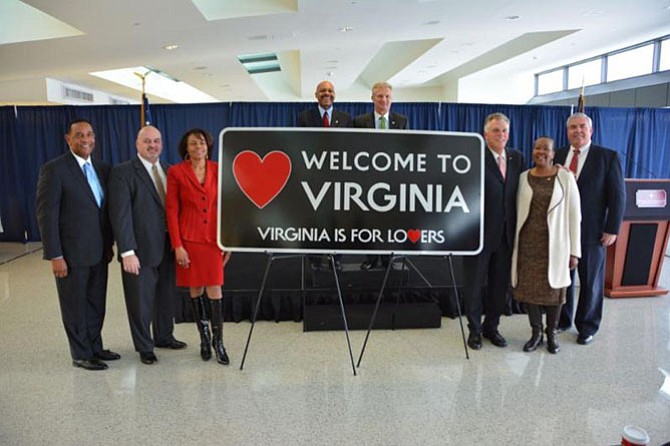 A new “Welcome to Virginia” sign at Dulles International Airport (IAD), welcoming travelers to the Commonwealth of Virginia.
