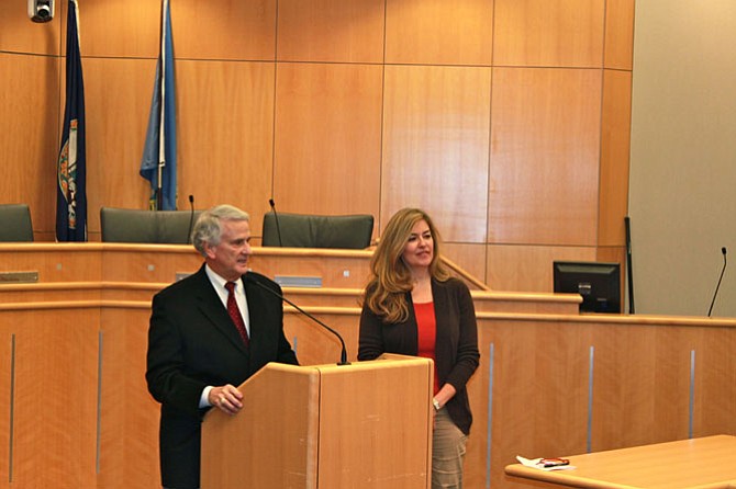 Del. Tom Rust (R-86) and State Sen. Jennifer Wexton (D-33) met with constituents to find out about their concerns about important issues on Jan. 17.