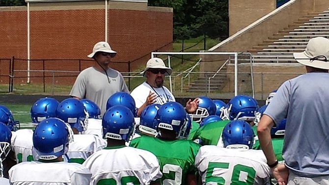 South Lakes football coach Trey Taylor was “shocked” the Seattle Seahawks passed the ball at the 1-yard late in Super Bowl XLIX.