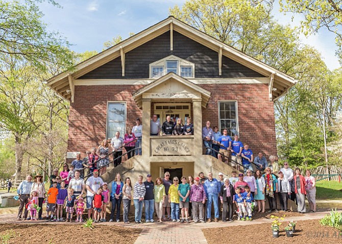 The local community at Great Falls Day 2014, assuming the same position as on Opening Day, May 5, 1929.
