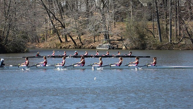 The T.C. Williams girls’ third 8 boat surges to victory in the April 4 Noxontown Regatta. Members of the third 8 include Paige St. John (coxswain), Fatima Chavez, Ella Benbow, Jessica Mellon, Isabel Montenegro, Priya Vohra, Tess Moran, Tori Cook, and Cecilia Fernandez. 
 
