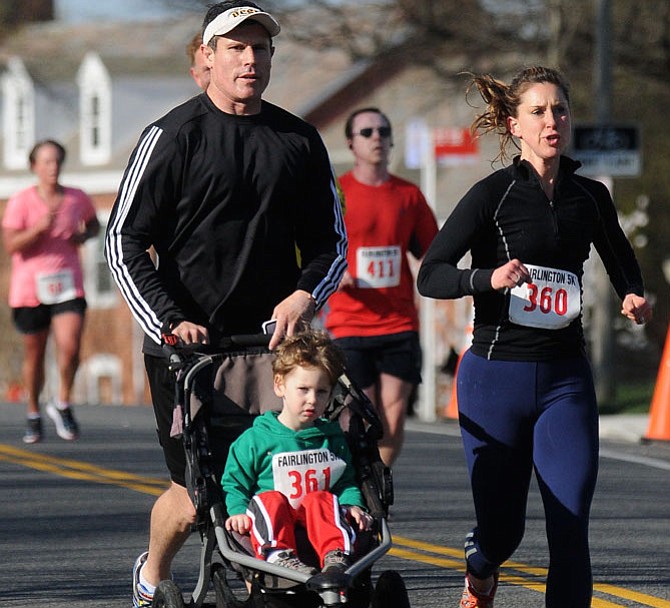 The Fried family runs together past the Fairlington Community Center.