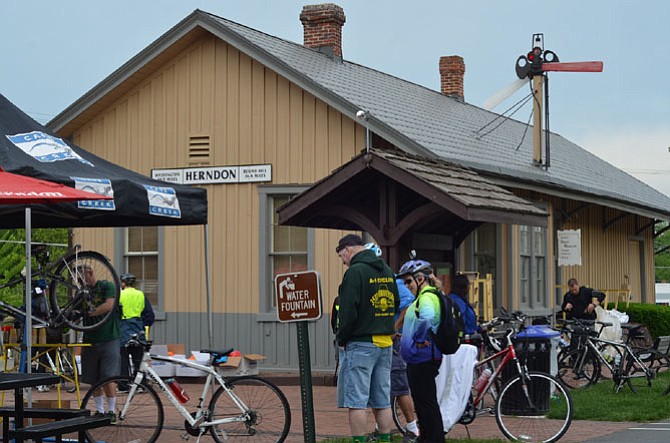 This year's Bike to Work Day had the highest ever registration in the D.C. metro area with more than 17,500 riders, and in Herndon pit-stop registration at 428 was an increase of 19 percent over the previous best.