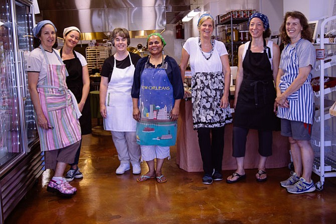 Meredith Haines, Jennifer Ashworth, Stephanie Shapiro, Deepa Patke (Aromatic Spice Blends), Deborah Gudelsky (Deborah Joy’s Gluten Free), Katharine Mardirosian and Elizabeth Sheridan.
