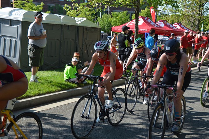 Emily Landeryou at the USAT Junior Elite Richmond competition in the bike portion of the race. 
