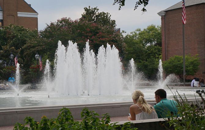 The water fountain at Market Square is a popular destination for relaxing, people watching and the Saturday morning Farmers Market.
