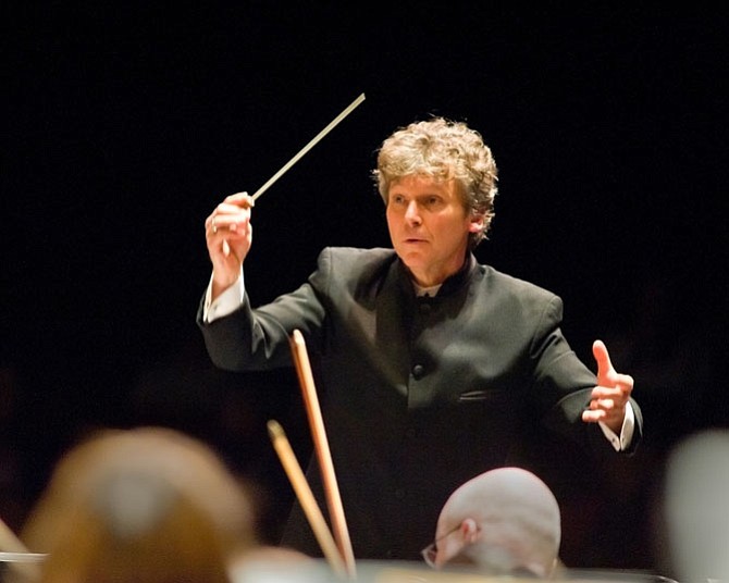 Christopher Zimmerman conducting the Fairfax Symphony Orchestra.