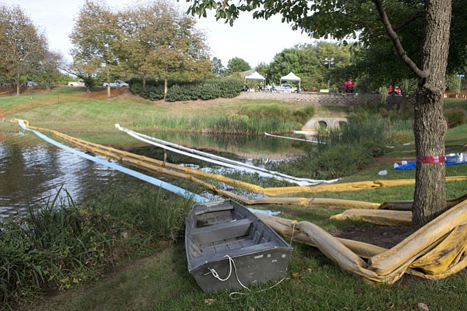 Colonial Pipeline gasoline pipe line break in Centreville VA during the week of Sept 21, 2015, causing some 7,000 gallons of refined gasoline to dump into nearby streams and lakes.  2,300 gallons has been recovered to date as cleanup continues.  Local resturants were closed while EPA,NTSB and other local, State and Federal agencies assisted.