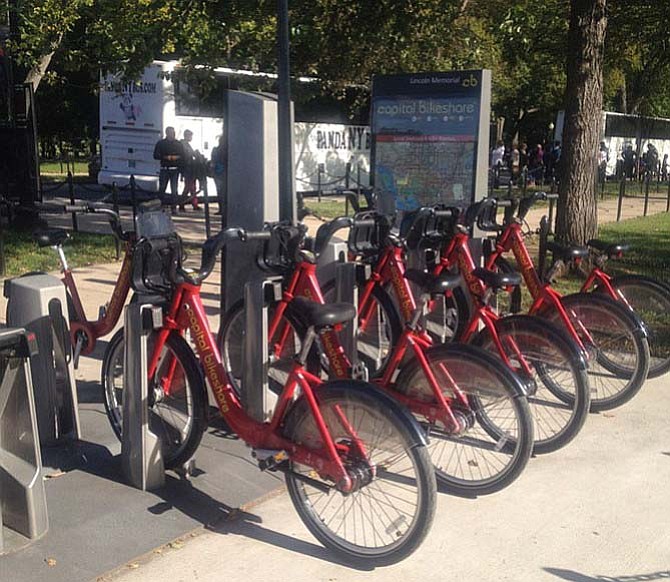 The Reston area has many bicycle enthusiasts, and over 1,000 Fairfax County residents are members of Capital Bikeshare. Fairfax County's transportation department is contracting with Capital Bikeshare to install thirteen stations at locations in Reston.
