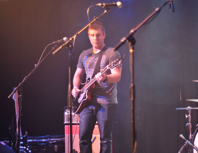 Musician Jesse Trask on stage at Jammin’ Java in Vienna. Jammin’ Java focuses on local and independent musical acts, and in 2015 entered into a partnership with I.M.P., owner of Washington, D.C.’s 9:30 Club.
