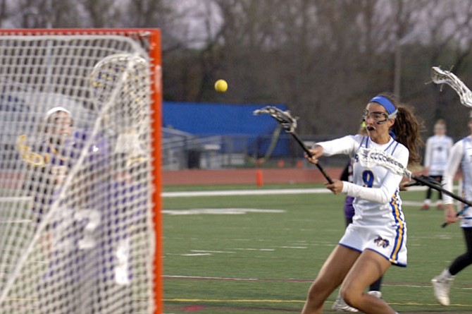 Robinson junior Katie Checkosky finished with six goals and two assists against Lake Braddock on Tuesday.