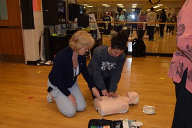 Churchill High School students gathered to learn CPR last week.
