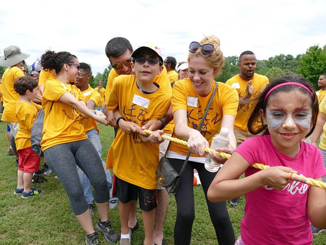 A game of tug-of-war from last year’s KEEN Sportsfestival
