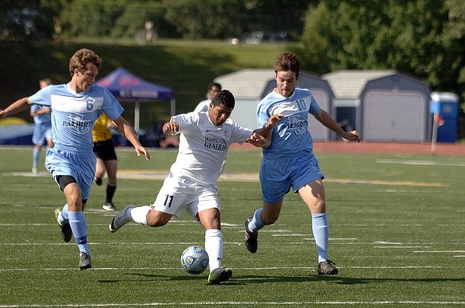 Washington-Lee senior Maycol Nunez scored two goals during the Generals’ 3-1 win over First Colonial in the 6A state final on Saturday.