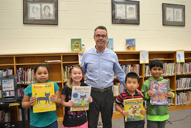 Students and teachers at Poplar Tree Elementary School enjoyed a visit with Eric Litwin, the author of the “Pete the Cat” books, “Groovy Joe” and “The Nuts.” 