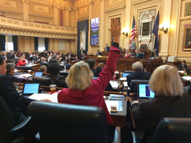 Democrats in the minority raise their hands to support a bill the Republican majority wants to kill. 