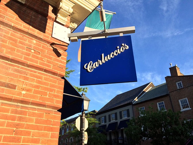 Carluccio’s sidewalk alongside King Street is a great place to dine outside and people-watch at the same time.