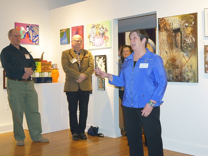 Virginia Commission for the Arts board member Jo Hodgin addresses the crowd at the March 19 Silver Anniversary reception for the Del Ray Artisans.