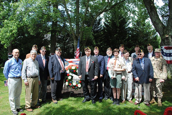 From left: Jamie Baker, Jonathan Berkson, Sam Roberts III, Arnold Krauss, William Glenn Yarborough Jr., Loren Busch, Tony Sarver, Alan Aubrey, Finn Marks, Roland Creps, Marvin Quinn, Bob Rosenbaum, John Bowman, Bob Molepski, and David Ashcraft.
