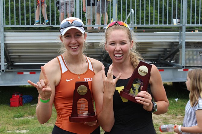 Rebecca Gehring and Brooke Pierson at the 2017 NCAA Championship 