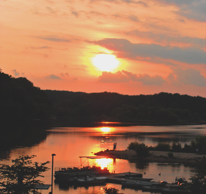 Lake Accotink Park is a perfect place to enjoy the natural beauty of Fairfax.